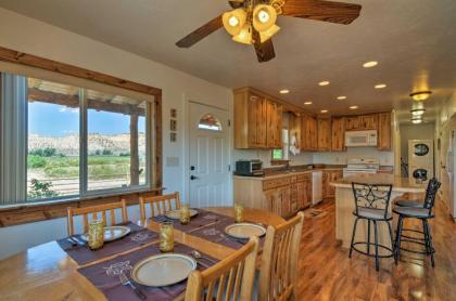 Cozy Henrieville Cabin with Porch Near Bryce Canyon! - image 4