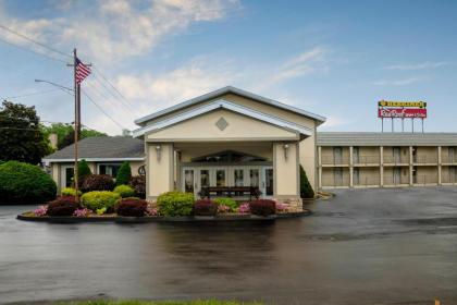 Red Roof Inn and Suites Herkimer New York