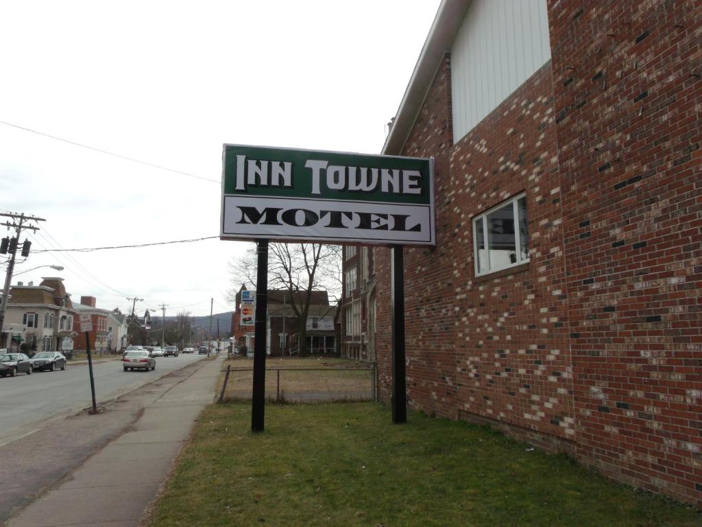 Inn Towne Motel - main image