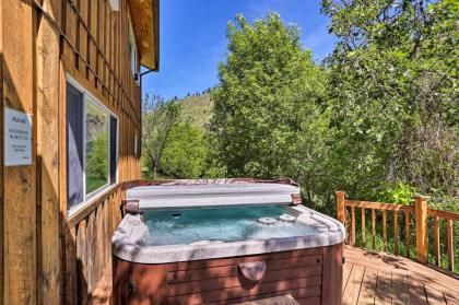 Hermosa Home with Hot Tub - 15 Min to Mount Rushmore! - image 12