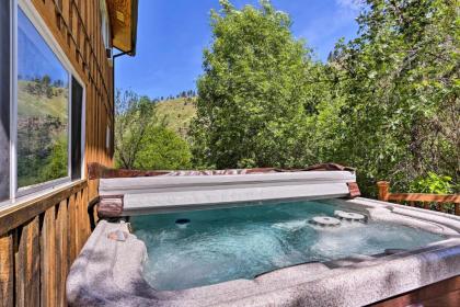 Hermosa Home with Hot Tub - 15 Min to Mount Rushmore! - image 7