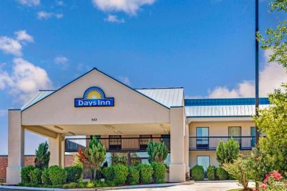 Days Inn by Wyndham Hernando - image 7