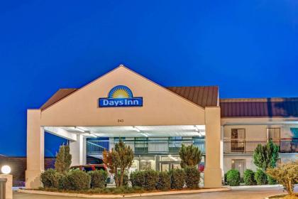 Days Inn by Wyndham Hernando - image 8