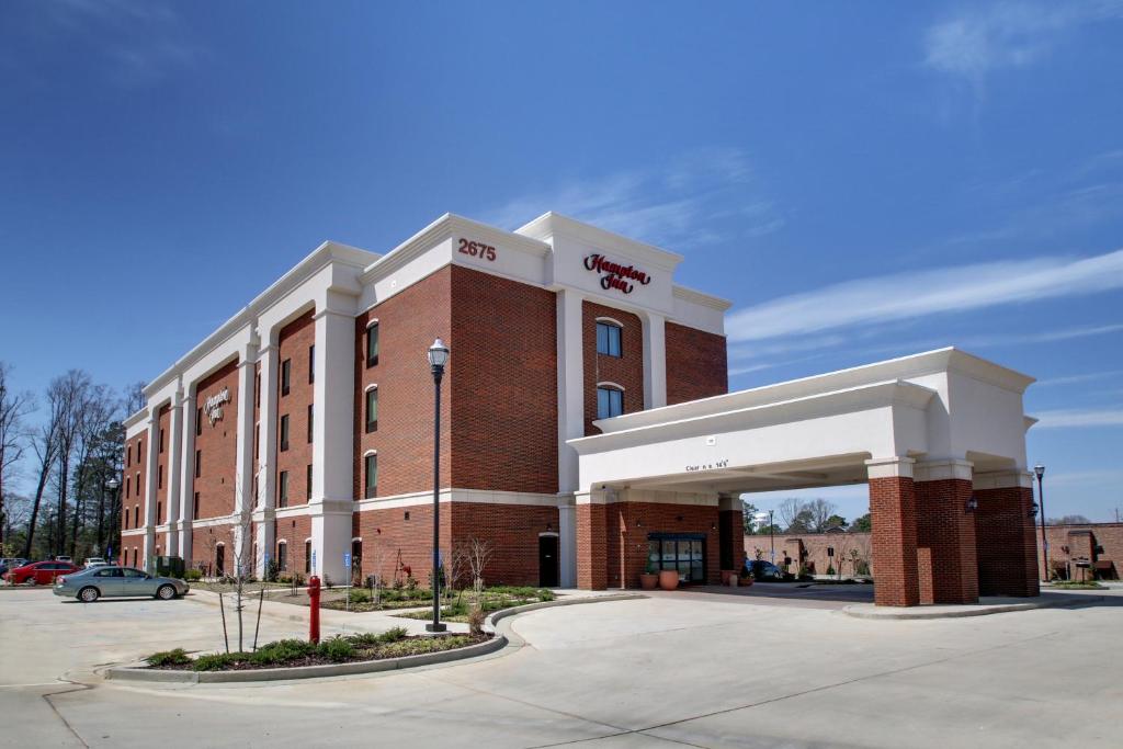 Hampton Inn Hernando MS - main image