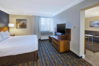 Fairfield by Marriott Inn & Suites Herndon Reston - image 10