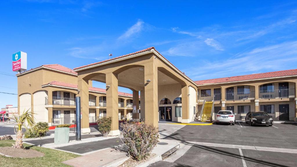 SureStay Plus Hotel by Best Western Hesperia - main image