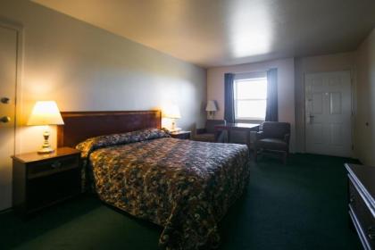 Budget Motel - image 11