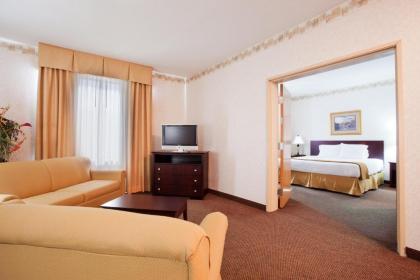 Holiday Inn Express Hotel & Suites Hiawassee an IHG Hotel - image 12