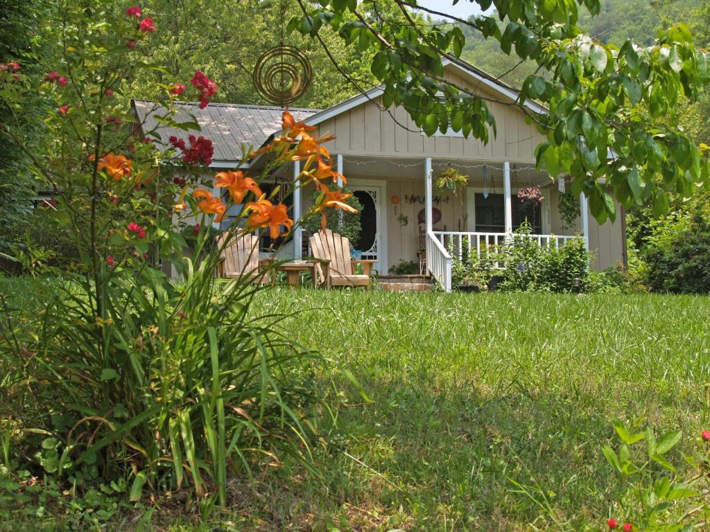 Henson Cove Place Bed and Breakfast w/Cabin - image 7