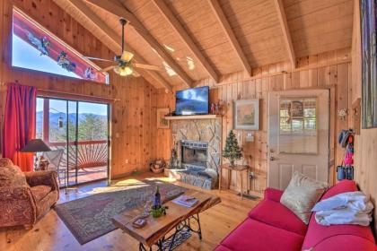 Frog Leap Hiawassee Cabin with Blue Ridge Mtn Views - image 15