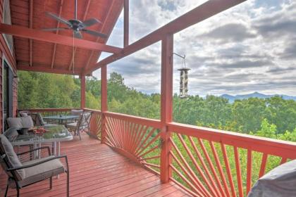 Frog Leap Hiawassee Cabin with Blue Ridge Mtn Views - image 3