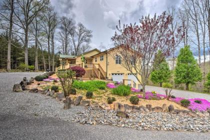 Retreat with Deck in Chattahoochee National Forest! - image 9