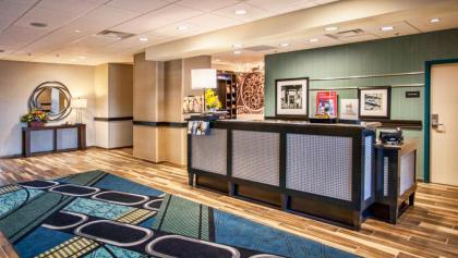 Hampton Inn Hibbing - image 10