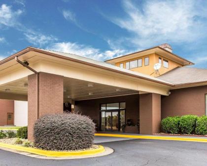 Quality Suites Convention Center   Hickory North Carolina