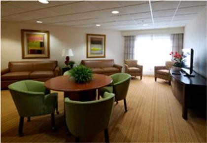 Courtyard by Marriott Hickory - image 15