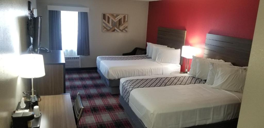 SureStay Hotel by Best Western Higginsville - image 6