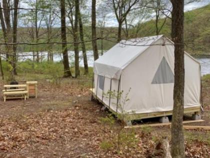 Luxury tents in Highland Falls New York