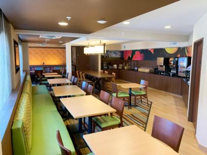 Fairfield Inn & Suites by Marriott Denver Tech Center/ South - image 5