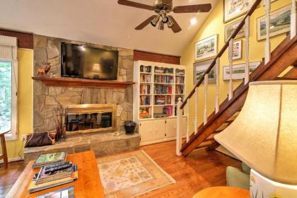 Smallwood Cute Highlands Home with Screened Porch! - image 14