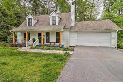 Highlands Cottage with Sunroom 1 Mi to Dtwn! - image 2