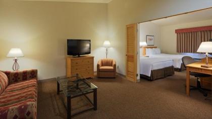 Best Western Golden Spike Inn & Suites - image 7