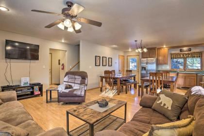 Spacious Retreat with BBQ - 15 Miles to Mt Rushmore! - image 2