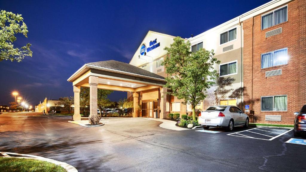 Best Western Hilliard Inn & Suites - main image