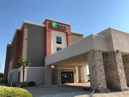 Holiday Inn Express Hillsboro I 35 an IHG Hotel