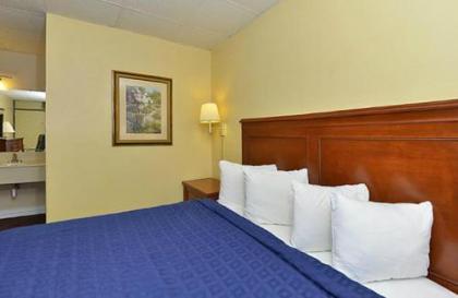 Americas Best Value Inn Hillsboro - image 13