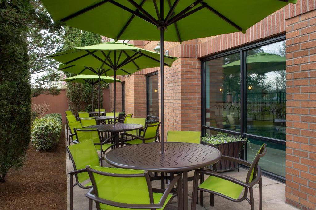 SpringHill Suites by Marriott Portland Hillsboro - image 7