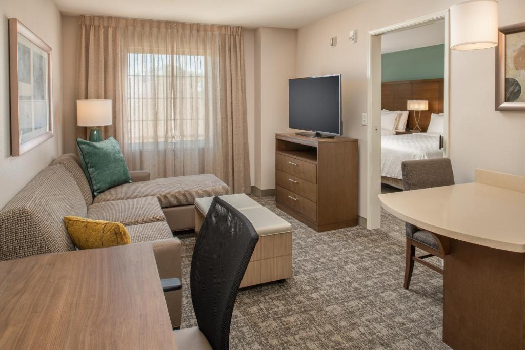 Staybridge Suites - Hillsboro North an IHG Hotel - image 2