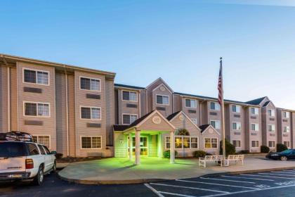 microtel Inn  Suites by Wyndham Hillsborough