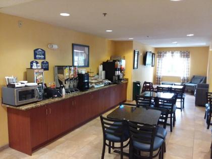 Microtel Inn & Suites by Wyndham Hillsborough - image 5