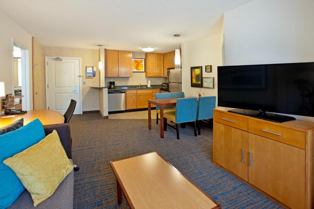 Residence Inn Bridgewater Branchburg - image 6