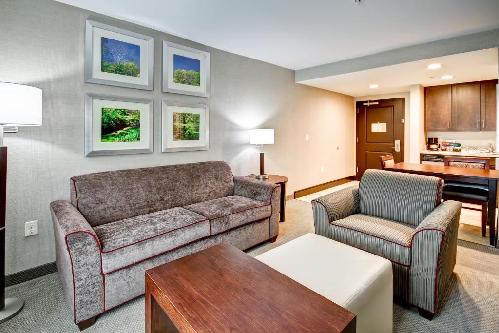 Homewood Suites by Hilton Bridgewater/Branchburg - image 2