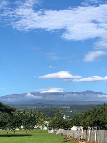 Hilo Downtown Condo Walk to Beaches