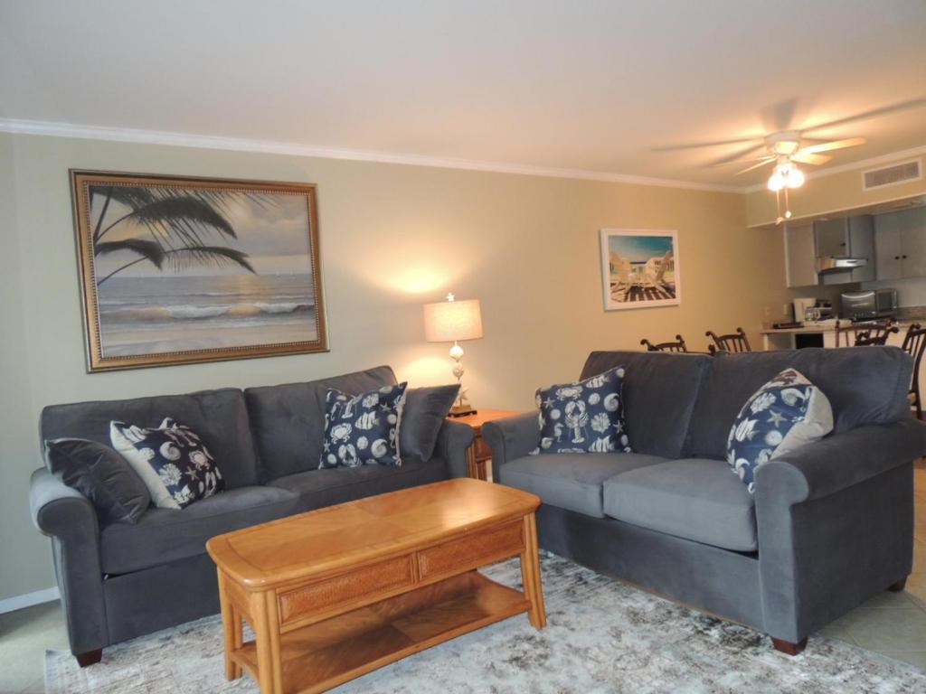 37 Water Oak 2 BR Palmetto Dunes Condo - image 2