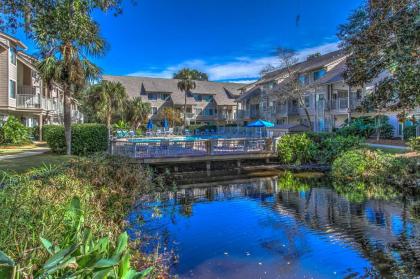 82 Courtside 2 BR Forest Beach Condo Hilton Head Island