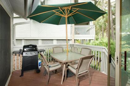 New Listing! Pet-Friendly Beach Villa With Pool Condo - image 5