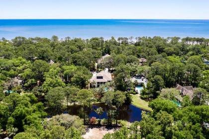 18 South Beach Lane 4 BR Home Sea Pines - image 1