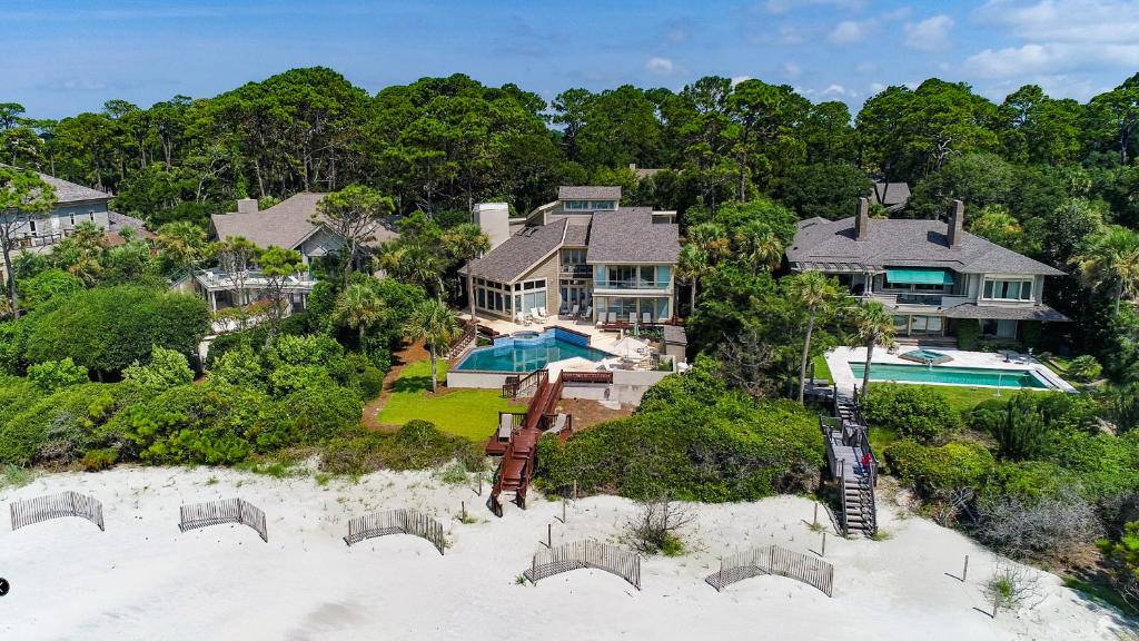 23 Red Cardinal Oceanfront Sea Pines - main image