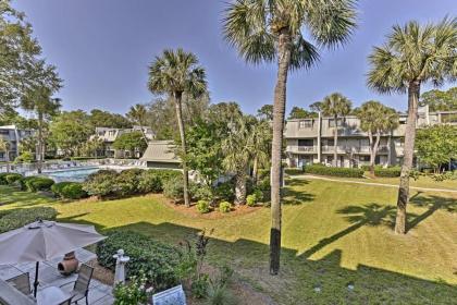 Newly Renovated Condo Pool Access Steps to Beach - image 5