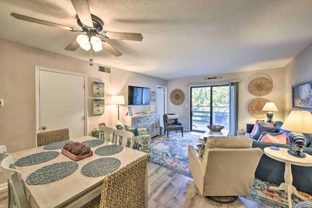 Hilton Head Condo with Lagoon View - Near Beach! - image 3