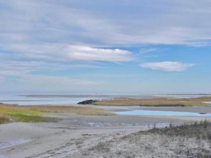 Closest 2BR to the Beach and Pool! - Hilton Head Condo - image 5