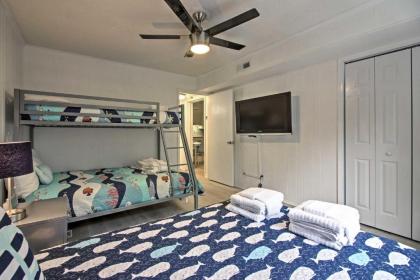 Hilton Head Condo with Shared Pool - Walk to Beach! - image 18