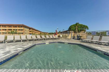 Hilton Head Condo with On site Pool Bars and Bikes Hilton Head Island