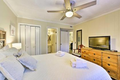 Hilton Head Island Condo - Walk to Pool and Beach! - image 17