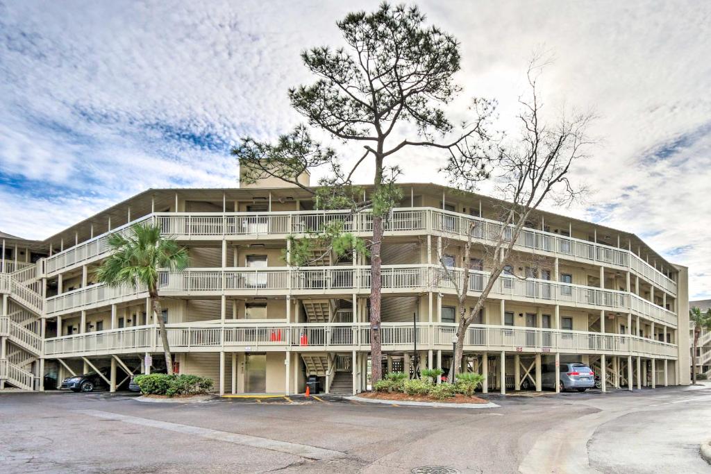 Hilton Head Island Condo with Ocean Views! - image 7