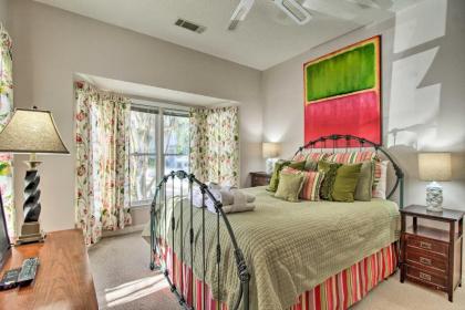 Charming Hilton Head Townhome - Walk to Beach! - image 12