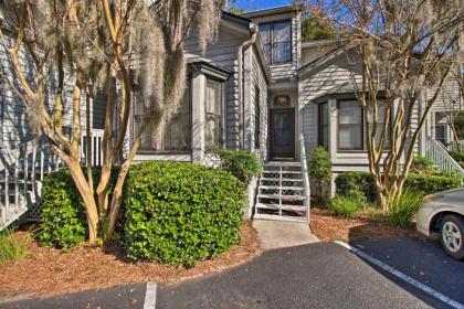 Charming Hilton Head Townhome - Walk to Beach! - image 13